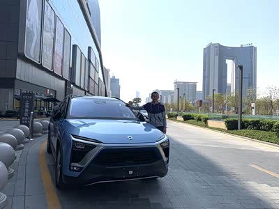 蔚来es8 2018款 355km 基准版 六座版