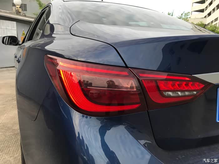 英菲尼迪q50l 2018款 2.