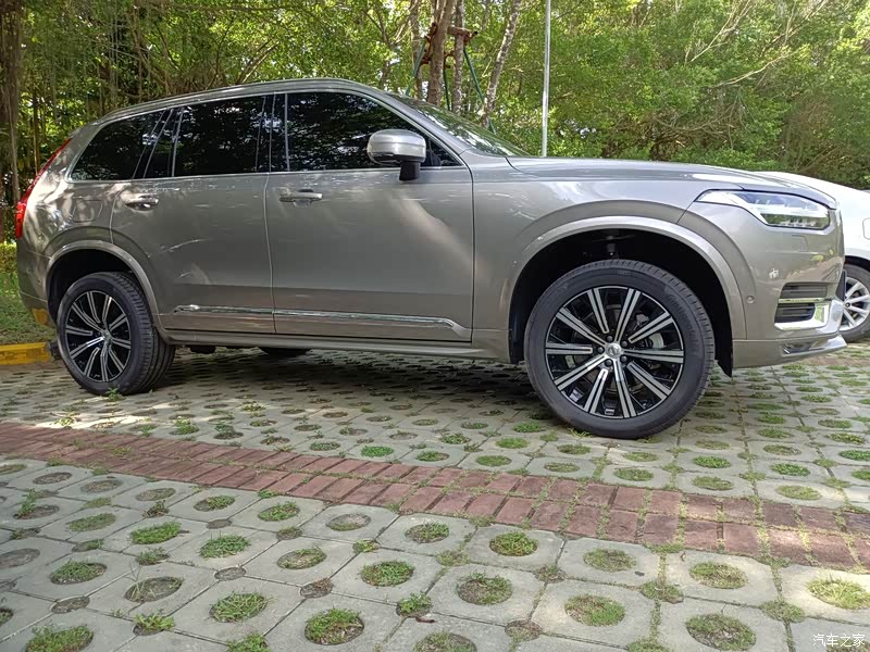 汽车之家|沃尔沃xc90报价大全|大众点评|2021款 b6 智雅豪华版 7座