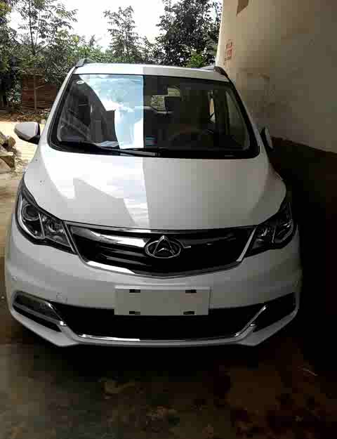 纯家用精品车---欧尚1.5手动精英白用车面面观