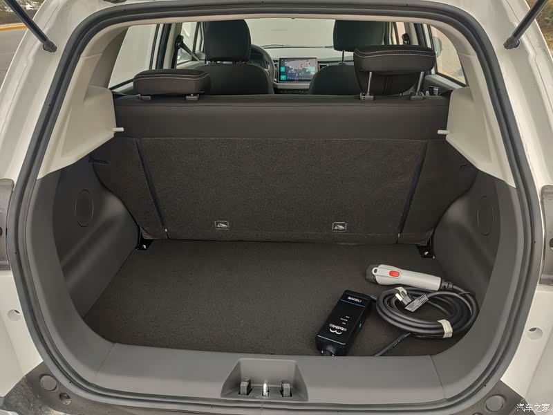 超大后备箱