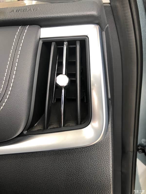 出风口这里很个性,很别致