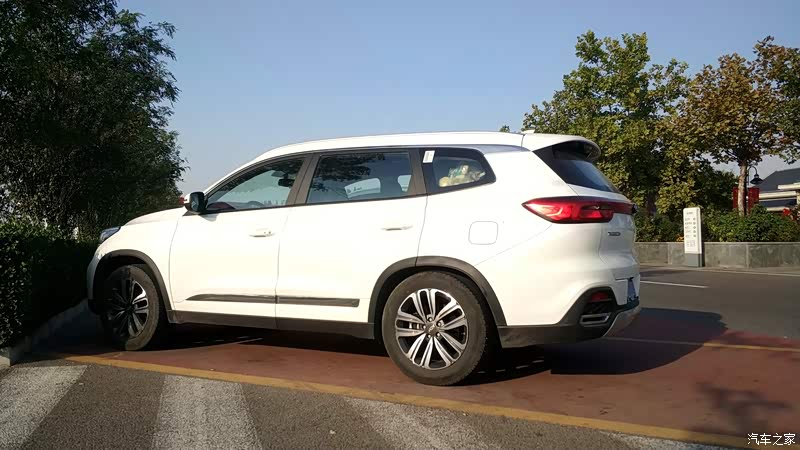 汽车之家|瑞虎8报价大全|大众点评|2018款 1.