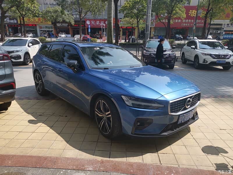 汽车之家|沃尔沃v60报价大全|大众点评|2020款 t5 智雅运动版怎么样