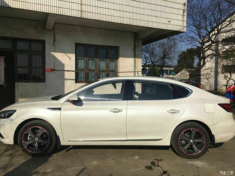 款 20t 自动豪华智联版 调 : 调特色,涡轮式出风口,这个奔驰感觉样