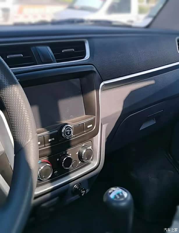 汽车之家|金杯金卡s30报价大全|大众点评|2022款 1.6l栏板车标准型3.