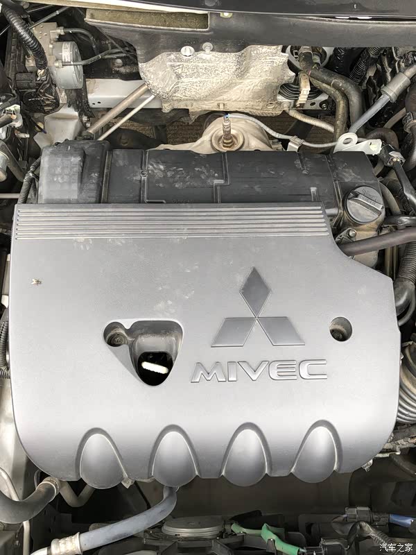 4j11原装进口发动机.