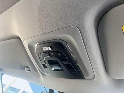 卡罗拉锐放 2023款 2.