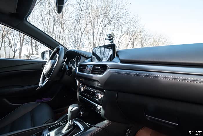 副驾驶内饰视角