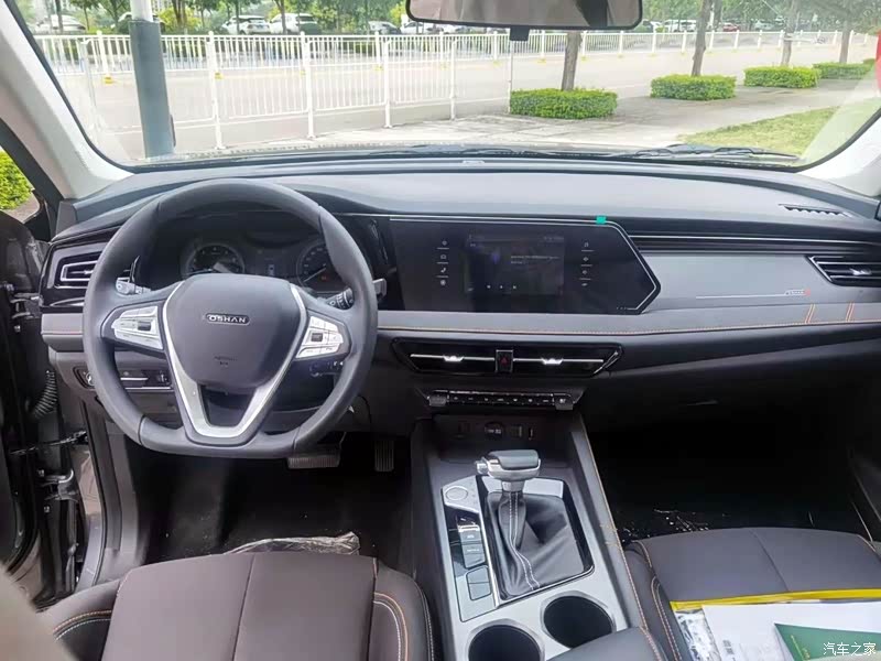 《欧尚x7p配置齐全,功能强大,符合我们当代人需求》