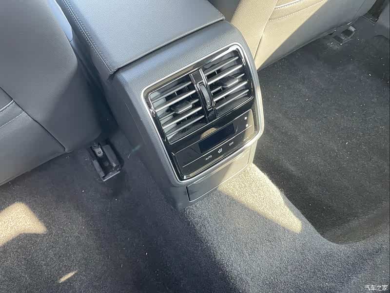 《贴近生活的车,迈腾gte很棒》