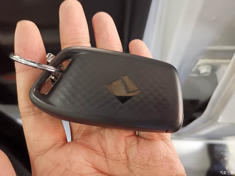 汽车之家|宝骏rs-5报价大全|大众点评|2019款 1.