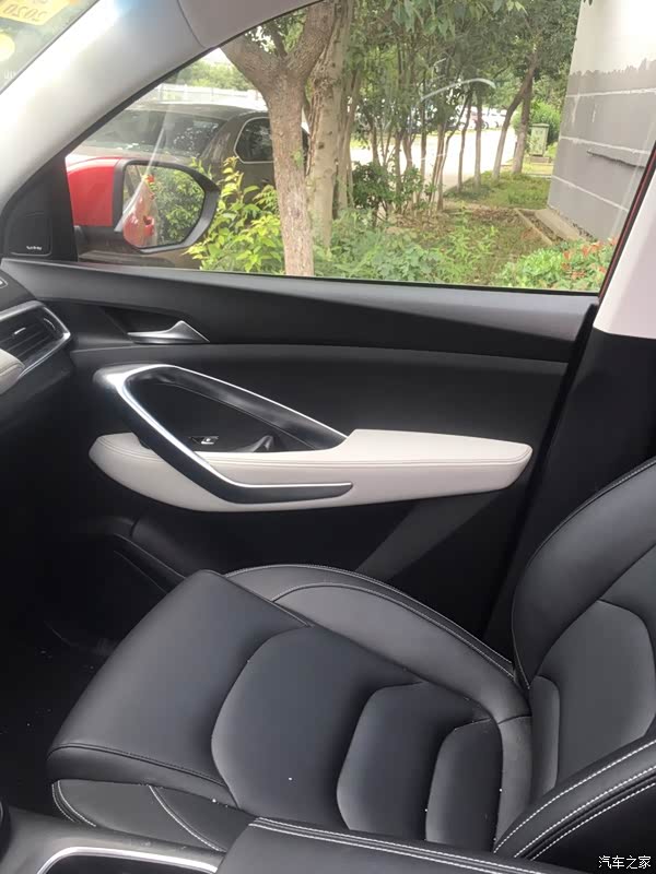 直男的副驾驶视角