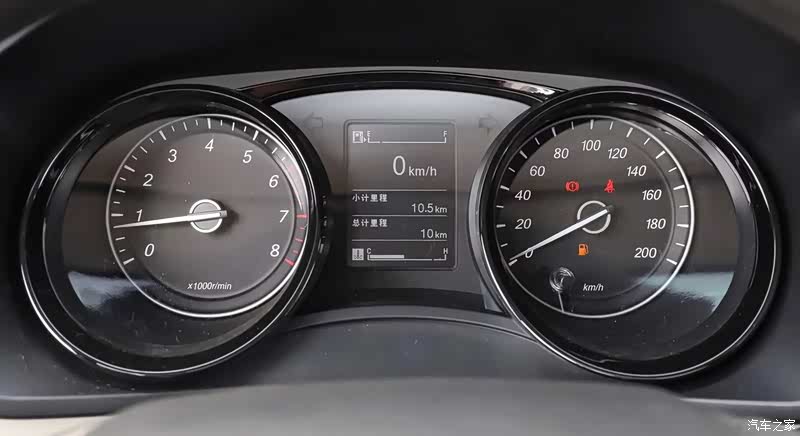 五菱宏光plus 2019款 1.