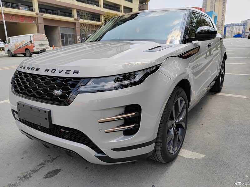 跳,之前奔驰11个油 在之前开q5 8个多油 没想到这个车为什么那么耗油