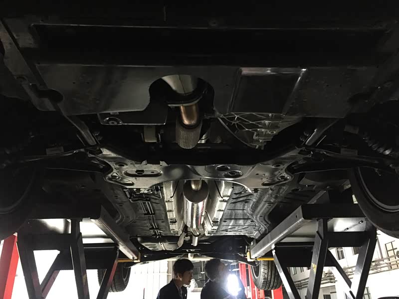 看上去就比较规整底盘装甲这个位置的东西听说很少有车像观致这样使用