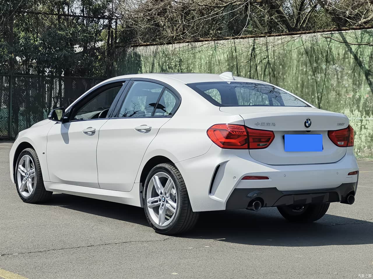 宝马1系 2023款 120i m运动曜夜版怎么样_优缺点_唐僧卖肉蹲_口碑