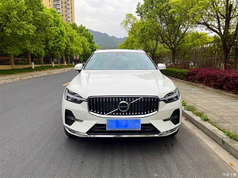 汽车之家|沃尔沃xc60报价大全|大众点评|2023款 b5 四驱智逸豪华版