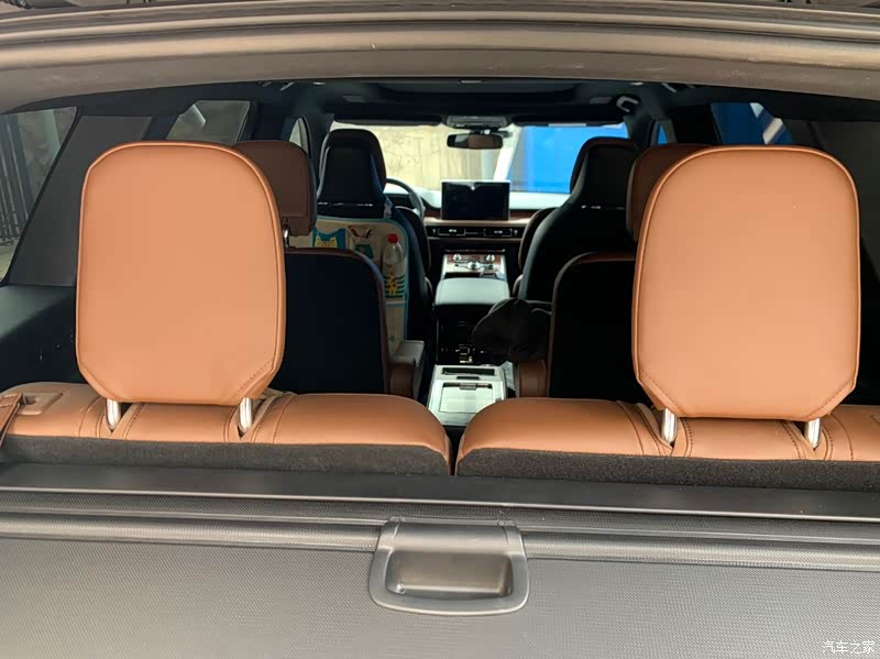 800x800_1_q87_autohomecar__ChsEfl_F382AOmTkAALraYealGM515.jpg