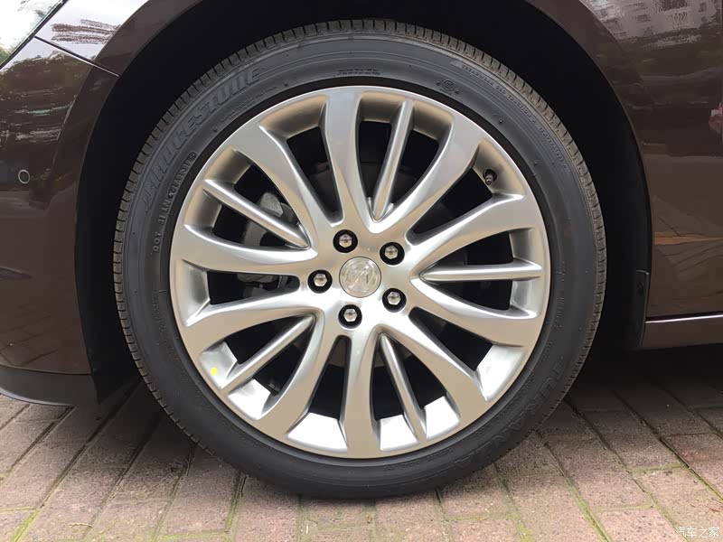 28t的19寸大轮毂